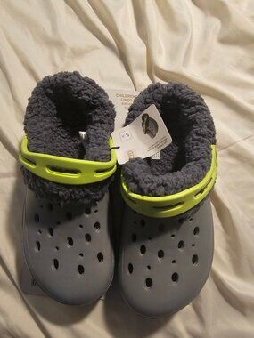 Aldi Children's Warm Lined Clogs Gray Lime Green US 2/3 NWT